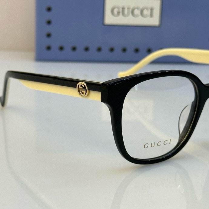 Gucci Plain Glasses (268)